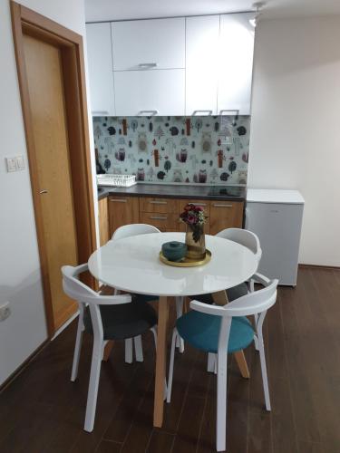 Apartman Lisica 24 - image 6