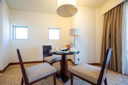 Address Dubai Mall Residence - Studio and 1 Bedroom apartments by The S Holiday Homes - image 7