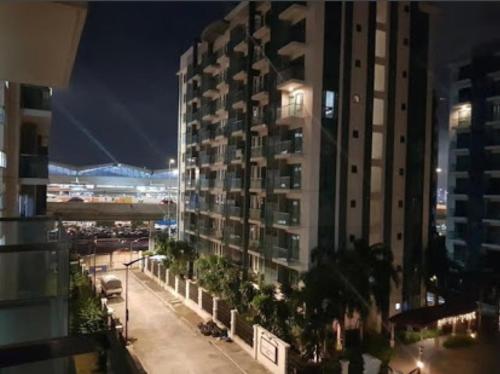 Favila Condotel Unit-150 Newport Boulevard near Airport Terminal 3 and all other Airport, Manila (fotografie 5)