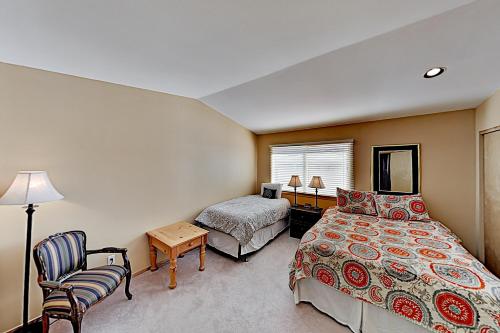 726MCDEM townhouse - image 8