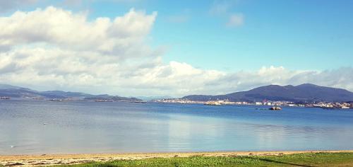  Casa al lado de la playa, Unterkunft in Villanueva de Arosa