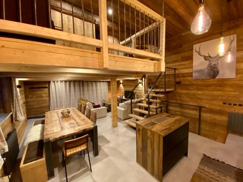 chalet la grange near Restaurant l'Armailly