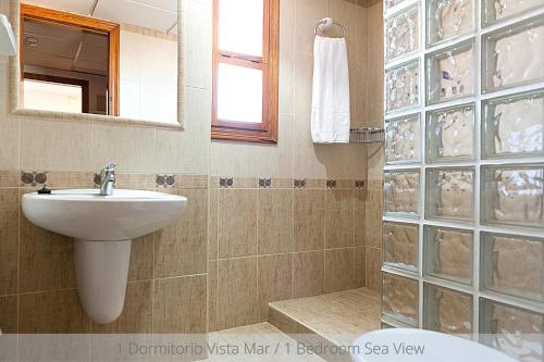 Apartamentos La Era Park - image 3
