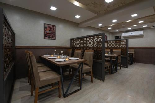 Restaurant, Hotel Monarch International near Bannerghatta National Park