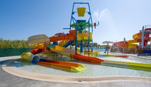 Selini Suites - image 4
