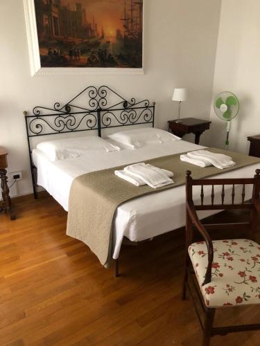 Florence Apartments Home Feeling - image 8