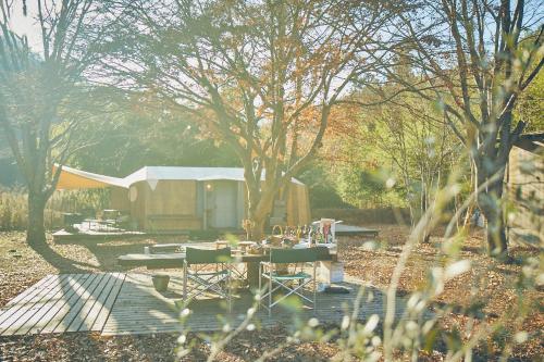 LOOF Tiny House Camp - Accommodation - Fuefuki