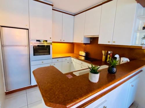 virtuve, Gîte Loirizon vue Loire 4 personnes (Gite Loirizon vue Loire 4 personnes) in Ingrandes (Pays de la Loire)