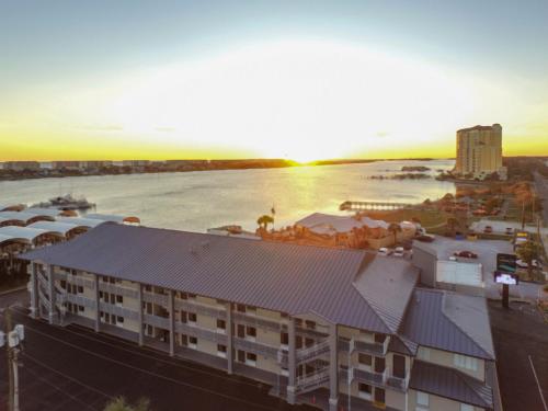Seabreeze Inn - Fort Walton - image 8