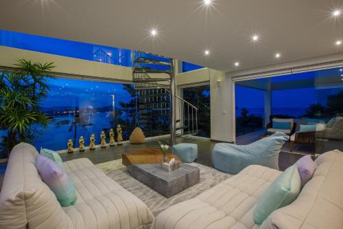 Panoramic Duplex Studio