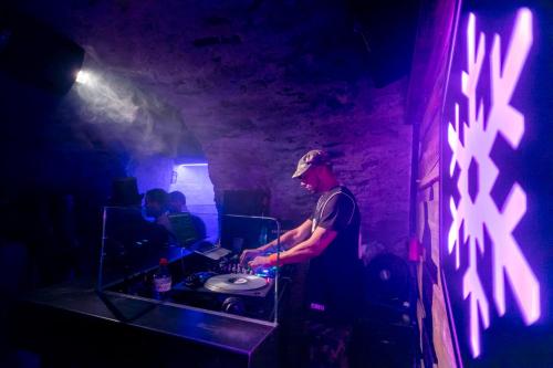 Unique Hotel Post - image 10