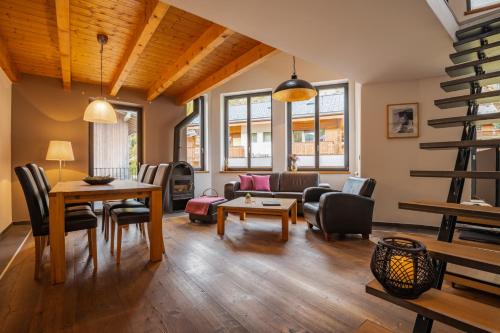 22 Summits Apartments - image 8