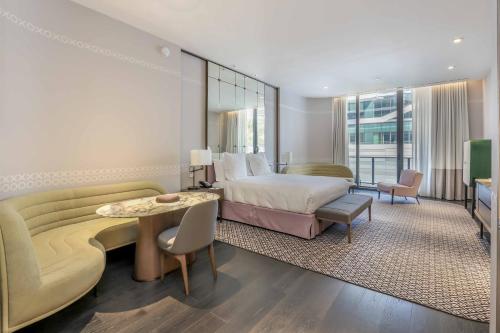 Aluna Lux Suites at SLS Lux Brickell Building