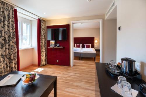Hotel Krebs Interlaken - image 10
