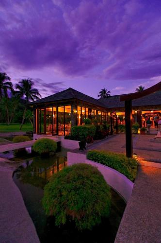 Entrance, The Naviti Resort in Coral Coast
