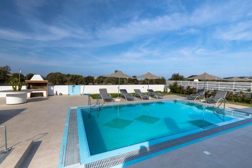 Paleos sunset villa