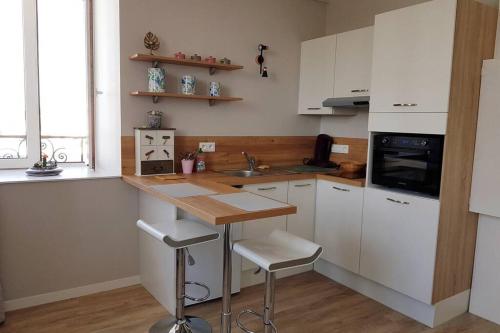 Studio Cosy LES ROSES TREMIERES 3 étoiles centre Plouharnel proche mer 2