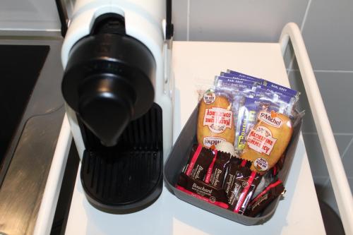 บริการและสิ่งอำนวยความสะดวก, L2 - Green and cosy flat close Paris - WIFI & NETFLIX in เมอลัง