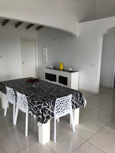 villa vue sur mer in Deshaies