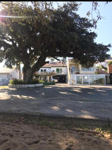 Zunanjost, Linda casa para temporada em FRENTE A PRAIA em São Lourenço do Sul (Linda casa para temporada em FRENTE A PRAIA em Sao Lourenco do Sul) in Sao Lourenco do Sul