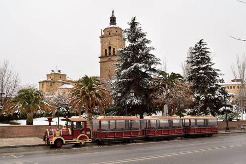 Hotel Mari Carmen Hotel Mari Carmen is perfectly located for both business and leisure guests in Guadix. The property features a wide range of facilities to make your stay a pleasant experience. Service-minded staff wi