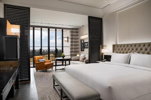 Golf View King bed room with balcony image 6