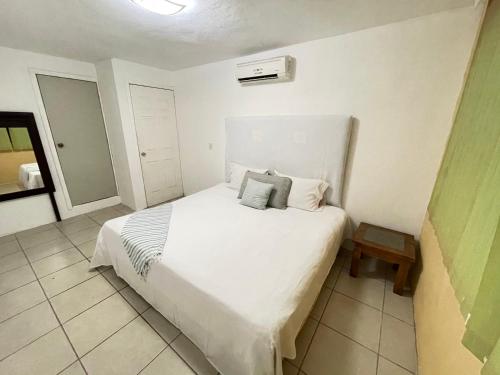 Tropical Home in excellent location just 10 min from Nuevo Vallarta Beach in Mezcales