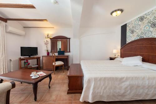 280736534 Monnaber Nou Finca Hotel & Spa