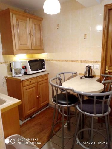 Apartment with one bedroom in Alfortville with furnished garden and WiFi - image 11