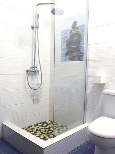 Μπάνιο, Appartement charmant à Lamentin avec piscine (Appartement charmant a Lamentin avec piscine) in Lamentin