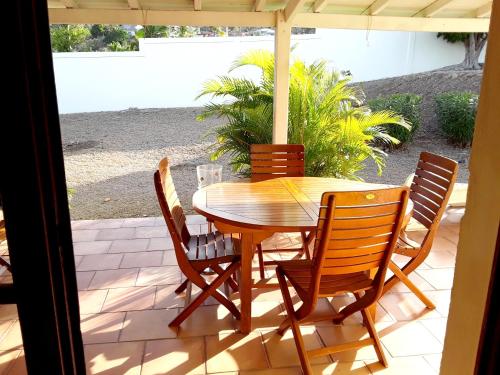 3 bedrooms villa with sea view private pool and enclosed garden at Saint Martin 2 km away from the beach photo 1