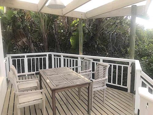 บริการและสิ่งอำนวยความสะดวก, Aquarius Beach House in วิลเดอร์เนสส์