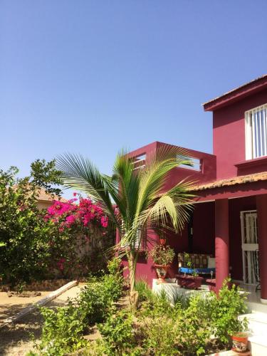 Išorė, Bright apartment with sea view and garden in Ouoran, 100 m² in Ouoran