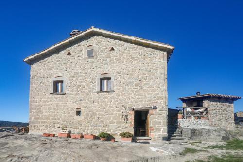 Exterior view, 2 bedrooms chalet with jacuzzi and furnished garden at Meschia in Roccafluvione