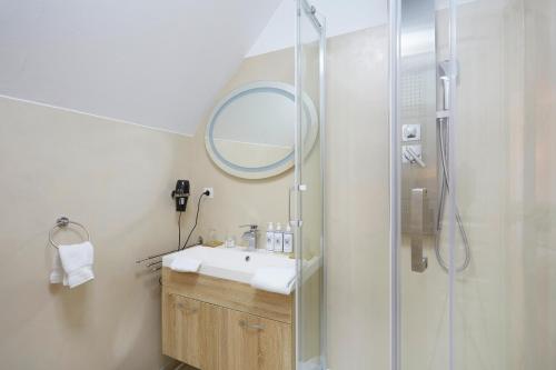 Chambre quadruple, douche