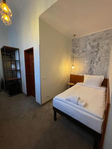 Skerzzo Guesthouse - image 4