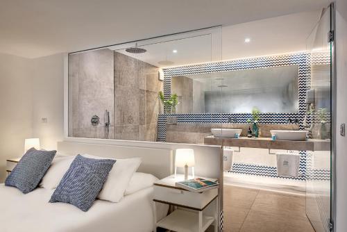 Deluxe Studio with Sea View