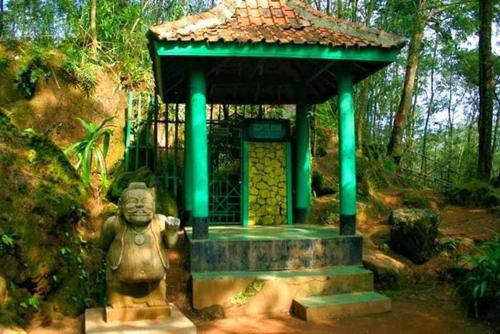 HOMESTAY SENJA DIENG