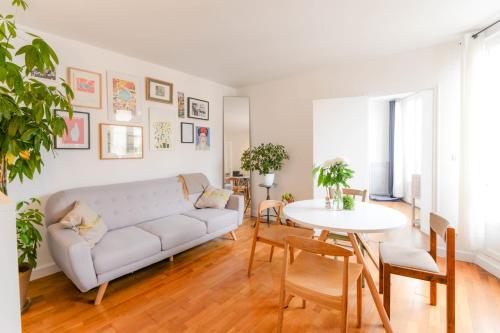 Design apartment close to the BATIGNOLLES