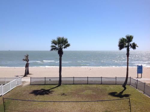 Sea Shell Inn on the Beach