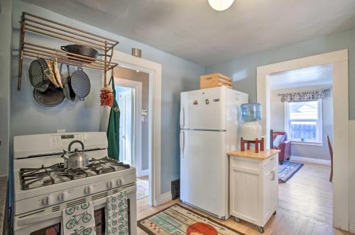 Adventure Home Base - 7 Blocks to Downtown! in Grand Junction