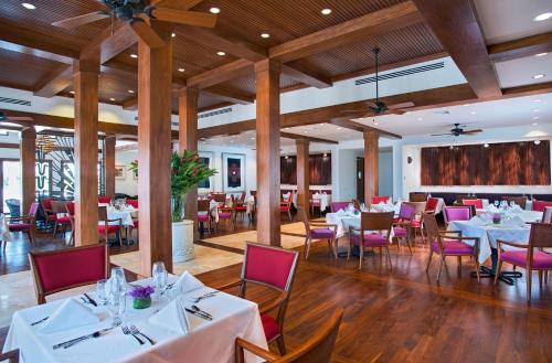 餐廳, Las Verandas Hotel & Villas in 羅阿坦島