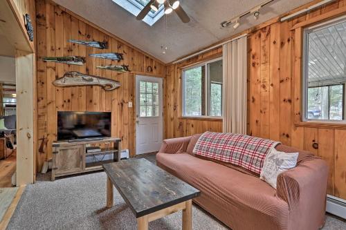 Rustic Hideaway with Lake Access 3 Mi to Ski! - image 6