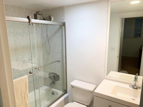 Stunning Sea view Apt in Hollywood Beach - main image