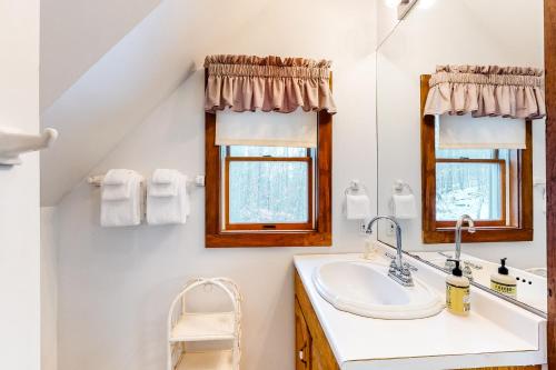 Mountain View Home - image 4