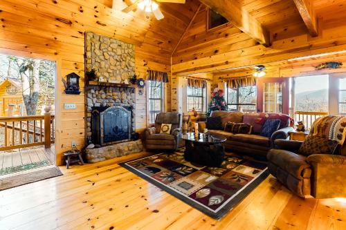Lazy Bear Lodge - image 5