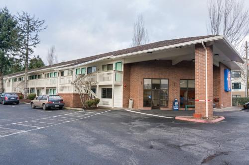 Motel 6-Vancouver, WA