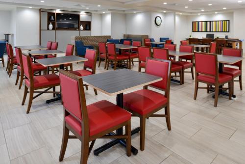 Holiday Inn Express Lodi By IHG - 식음료(F&B)