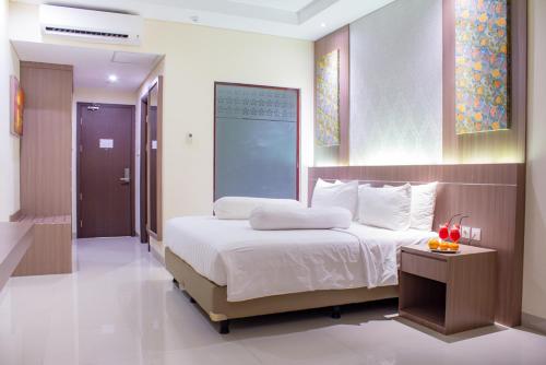 Nevada Ketapang Hotel Asana Nevada ketapang is a popular choice amongst travelers in Ketapang, whether exploring or just passing through. Offering a variety of facilities and services, the property provides all you need fo