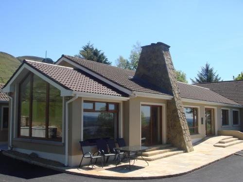 Ieeja, Benbulben Farmhouse B&B in Drumcliff